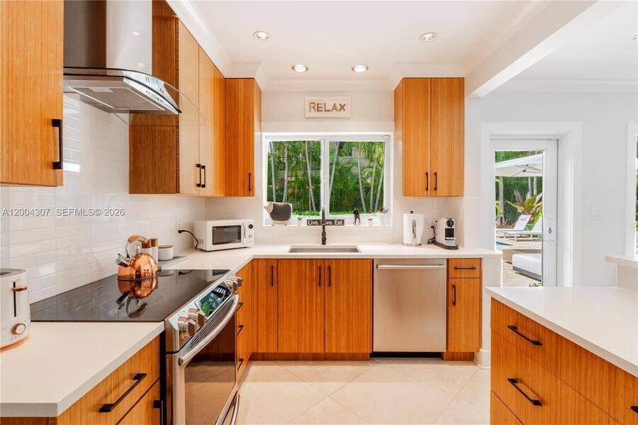 House for rent at 1029 Mariposa Ave, Miami, FL 33146