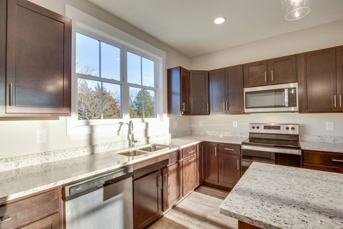 Townhouse for rent at 404 Harper Landing, Chapel Hill, TN 37034