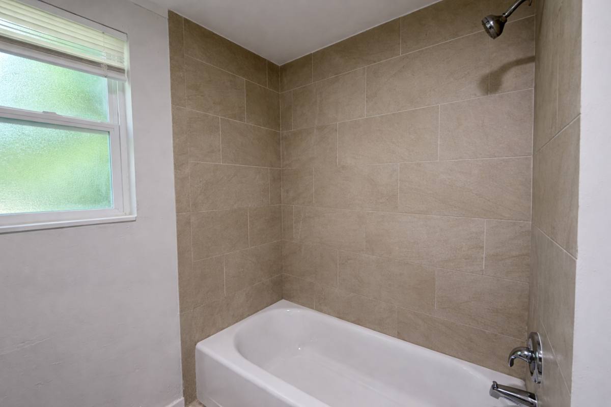 Townhouse for rent at 284 Watts St, Jacksonville, FL 32204