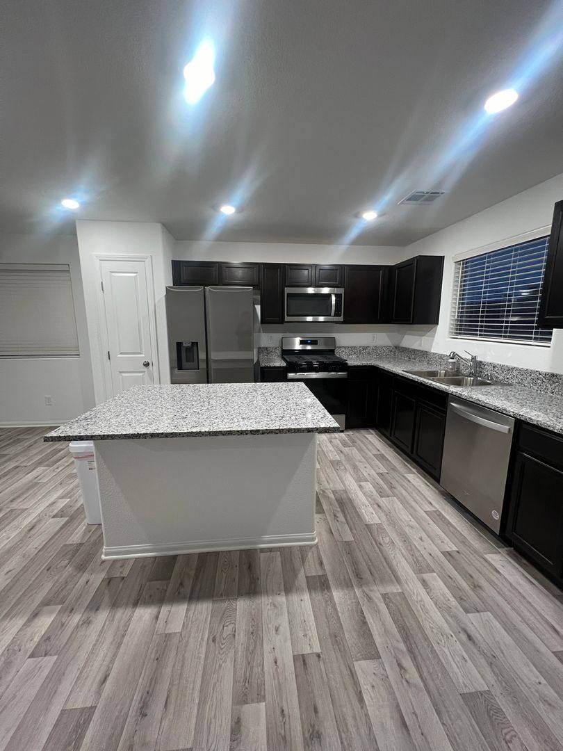 House for rent at 7668 Loftwood Ave, Las Vegas, NV 89113