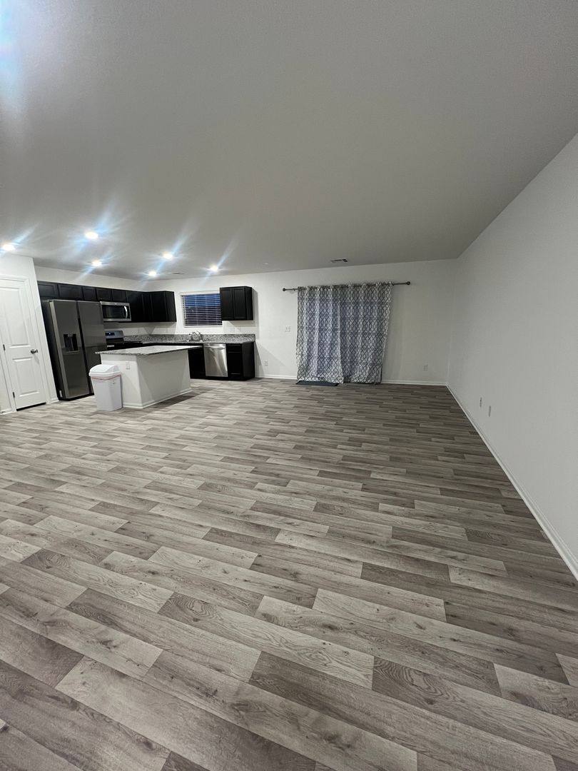 House for rent at 7668 Loftwood Ave, Las Vegas, NV 89113