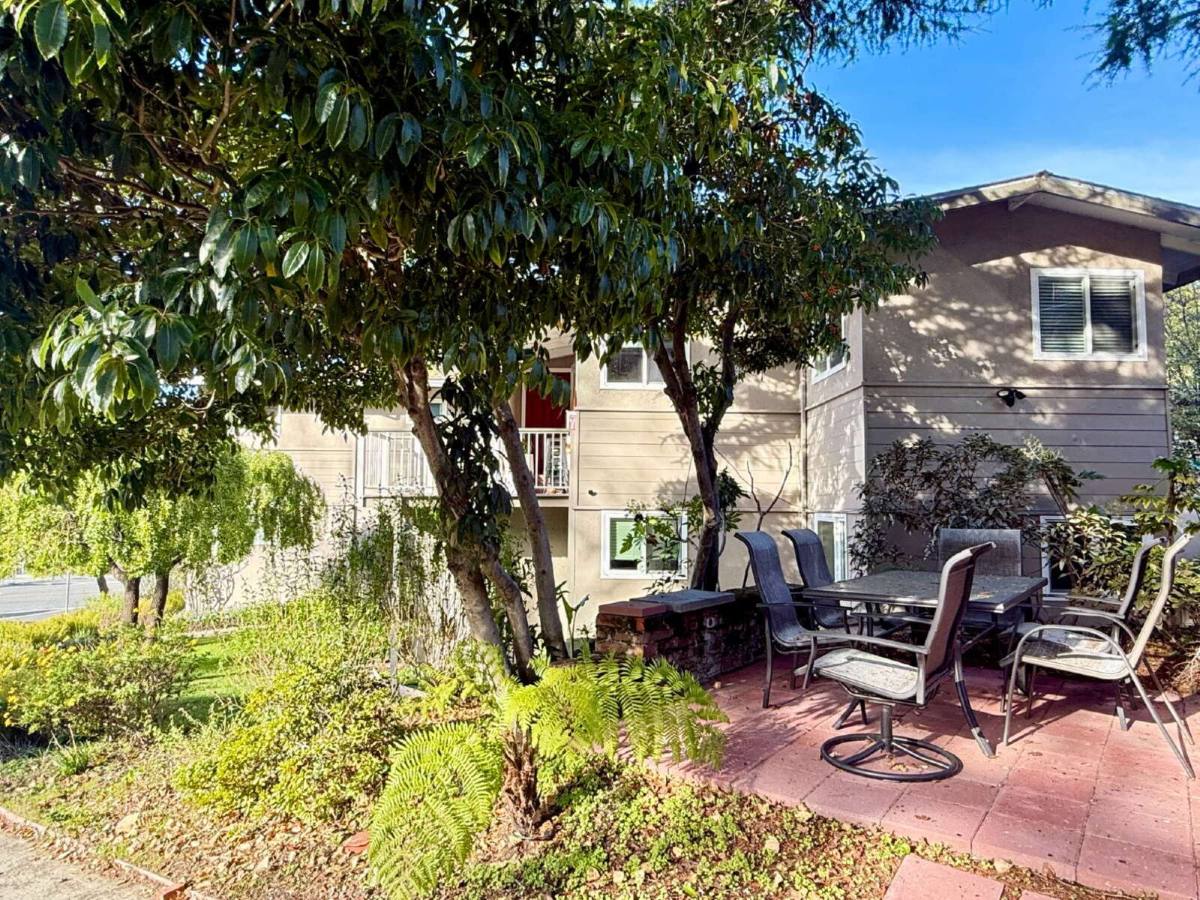 Apartment for rent at 100 Belvedere Dr #7, Mill Valley, CA 94941