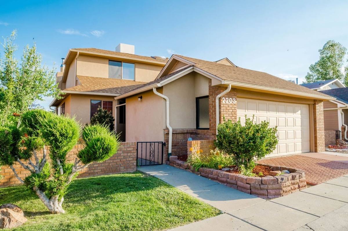 House for rent at 2203 Heights Dr, Farmington, NM 87401