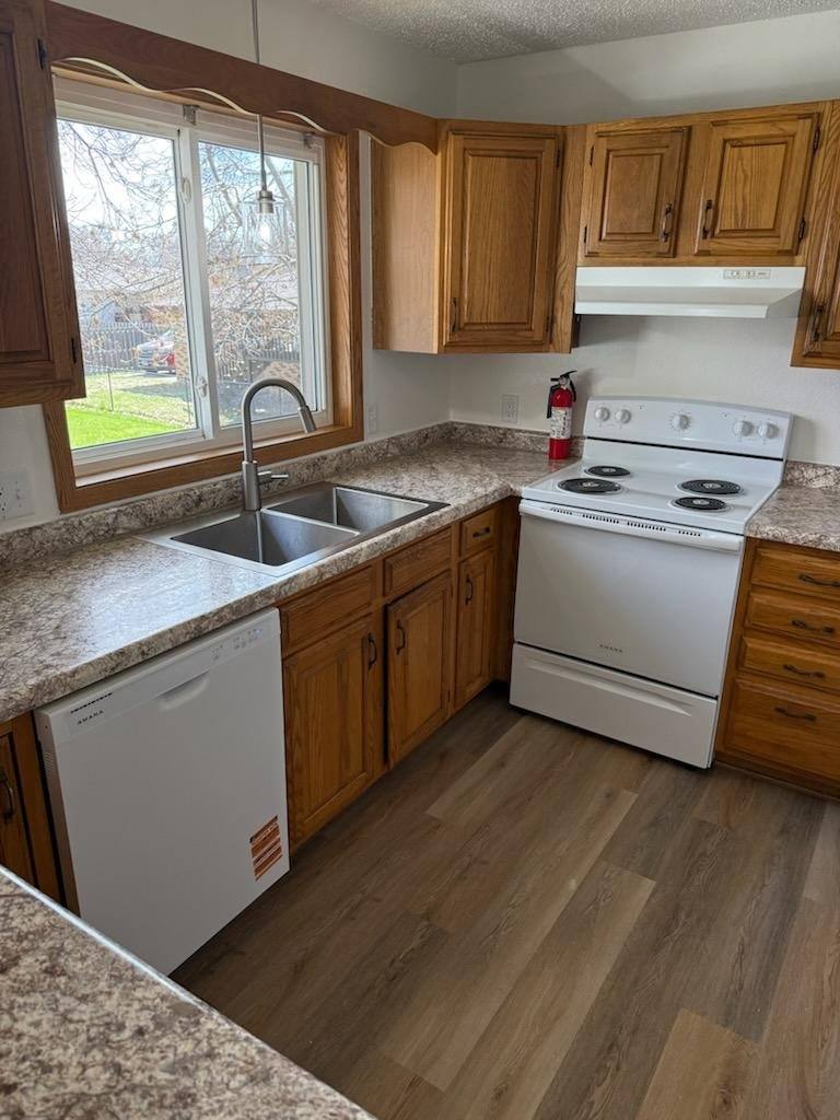 Apartment for rent at 1307-1307 S Washington St, Bismarck, ND 58504