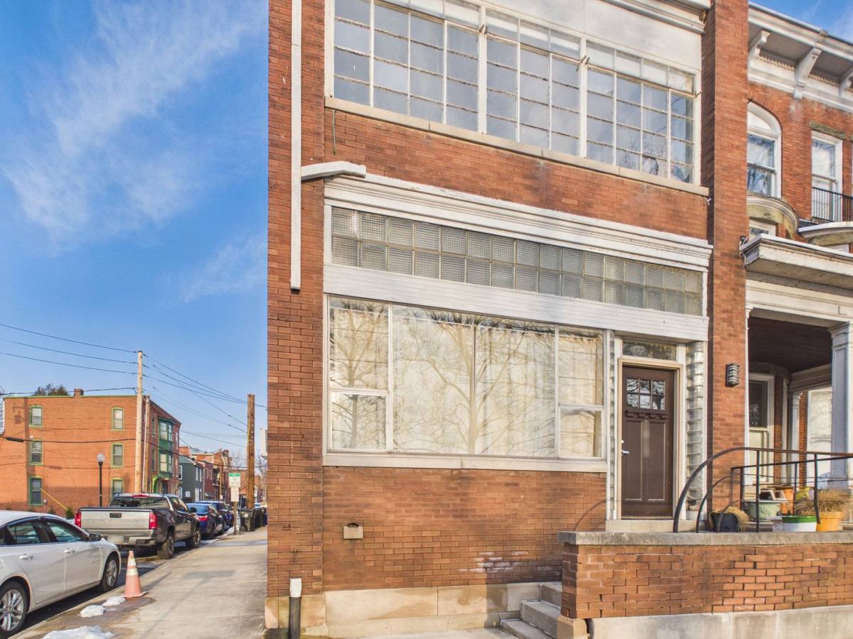 Apartment for rent at 1017 N Front St, Harrisburg, PA 17102