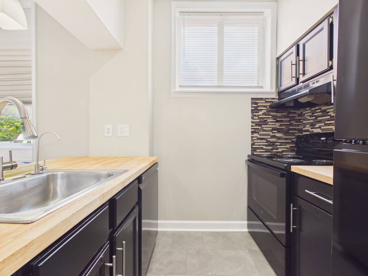 Apartment for rent at 1017 N Front St, Harrisburg, PA 17102