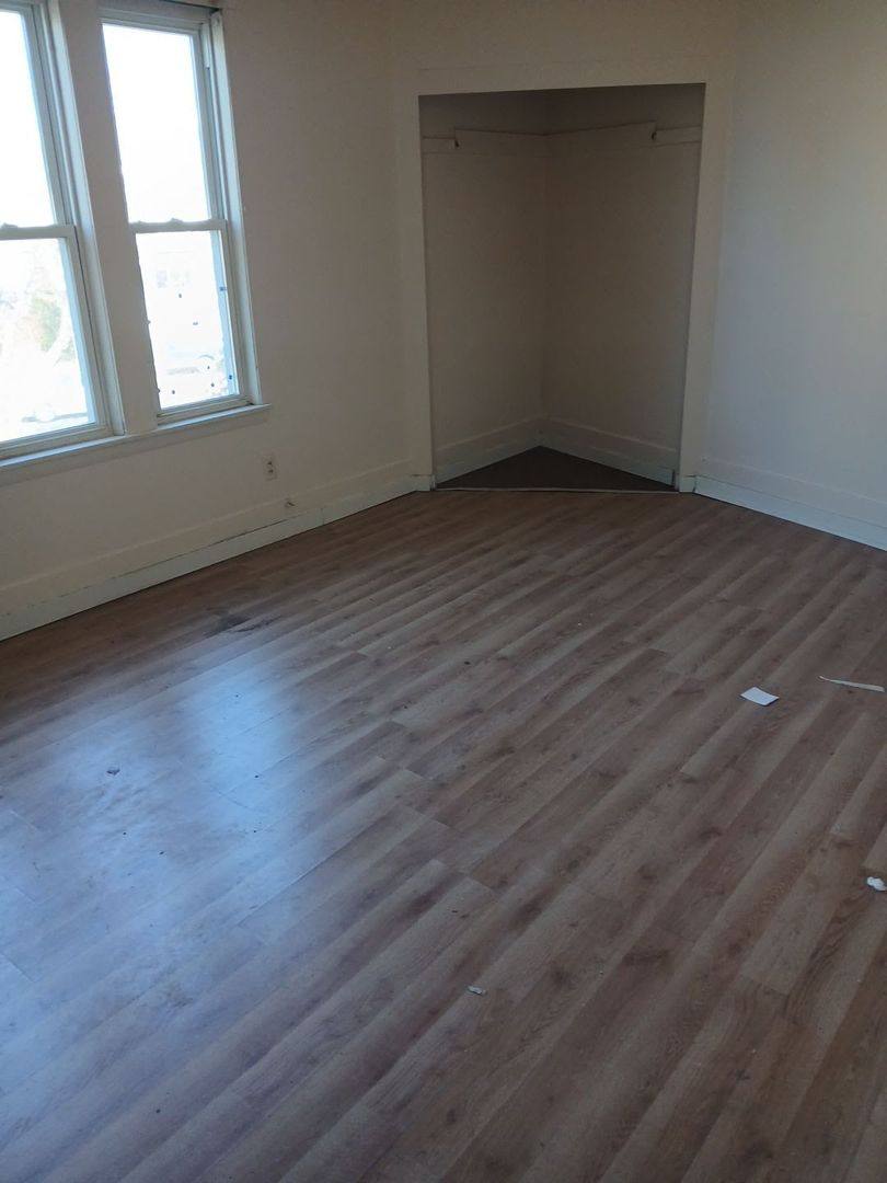Apartment for rent at 2262 S Chase Ave, Milwaukee, WI 53207