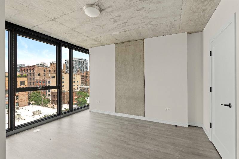 Apartment for rent at 185 W Huron St, Chicago, IL 60654