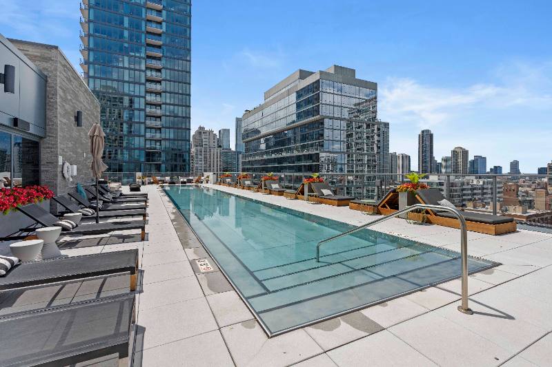 Apartment for rent at 185 W Huron St, Chicago, IL 60654