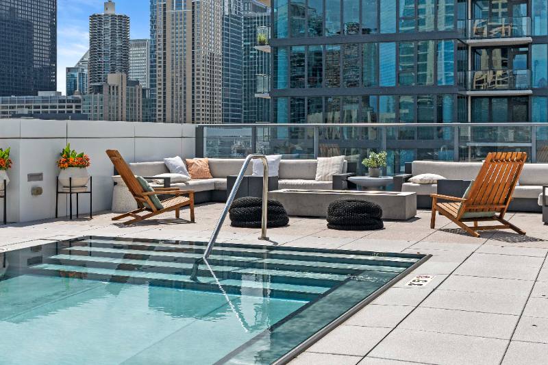 Apartment for rent at 185 W Huron St, Chicago, IL 60654
