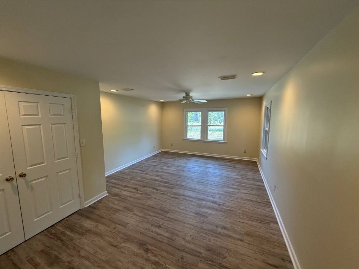 House for rent at 5011 Highcrest Dr, Mobile, AL 36693