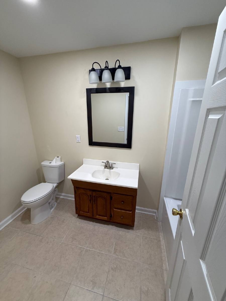 House for rent at 5011 Highcrest Dr, Mobile, AL 36693