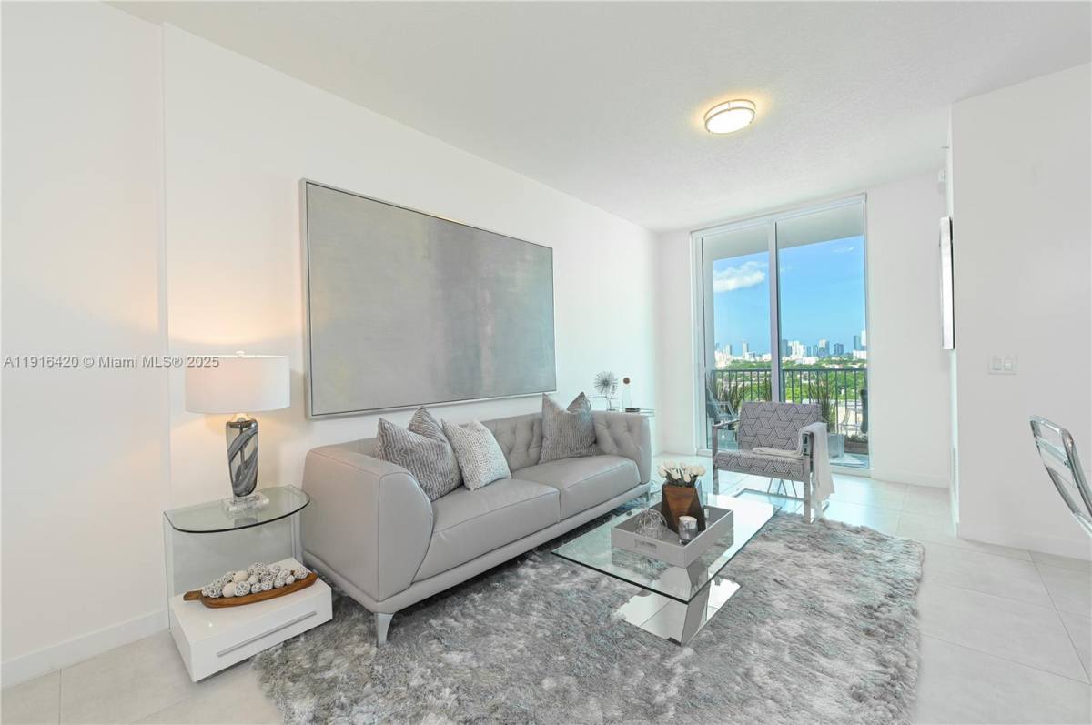 Apartment for rent at 514 SW 22nd Ave #204, Miami, FL 33135
