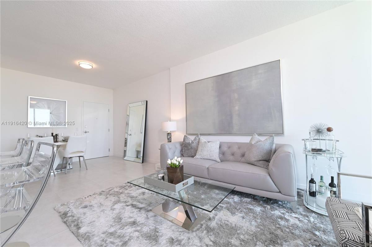 Apartment for rent at 514 SW 22nd Ave #204, Miami, FL 33135