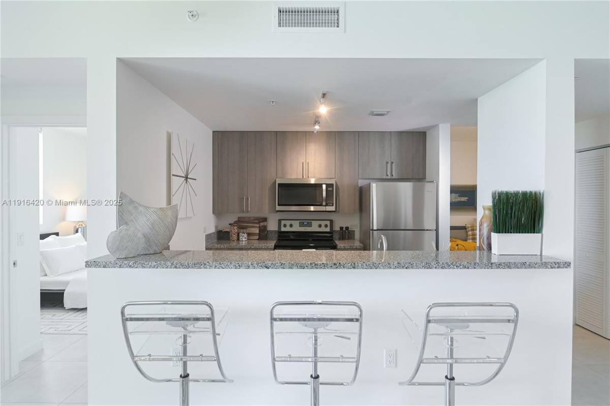 Apartment for rent at 514 SW 22nd Ave #204, Miami, FL 33135