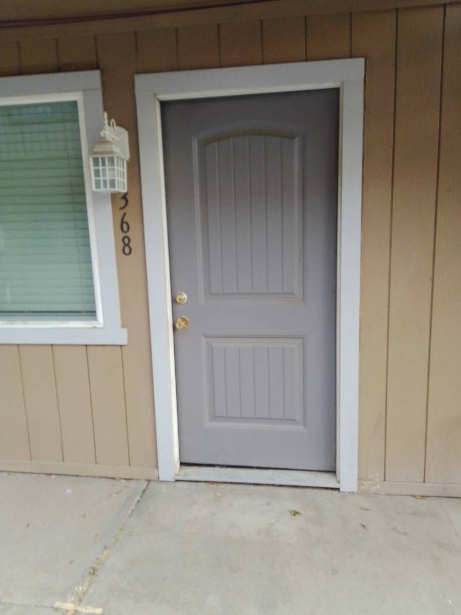 Apartment for rent at 368 N St, Merced, CA 95341