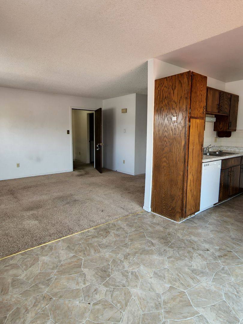 Apartment for rent at 4517 Parkview Dr, Cheyenne, WY 82001