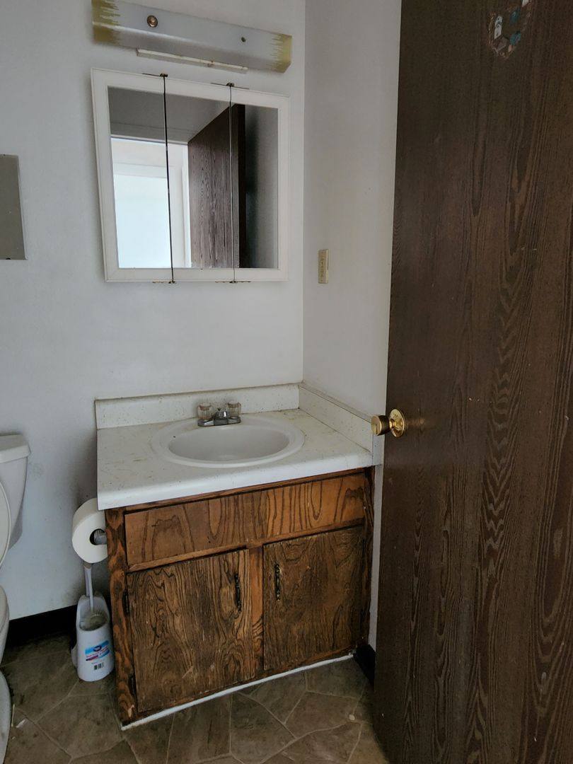 Apartment for rent at 4517 Parkview Dr, Cheyenne, WY 82001