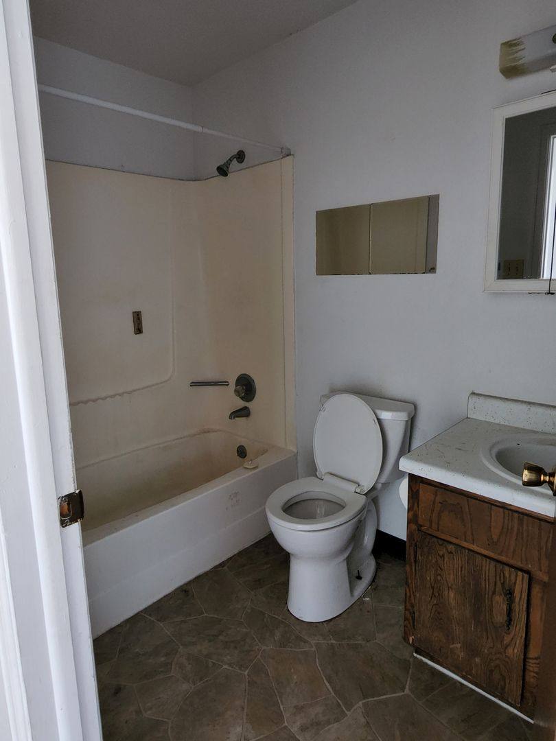 Apartment for rent at 4517 Parkview Dr, Cheyenne, WY 82001