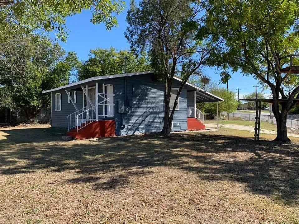 House for rent at 426 Koehler, San Antonio, TX 78223