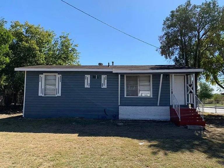 House for rent at 426 Koehler, San Antonio, TX 78223