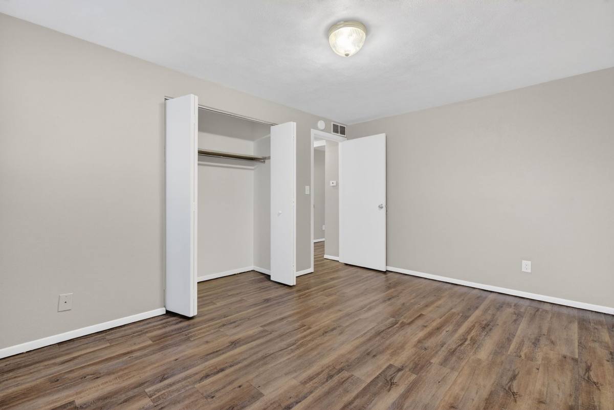 Apartment for rent at 3629 N Leroy Ave, Peoria, IL 61604