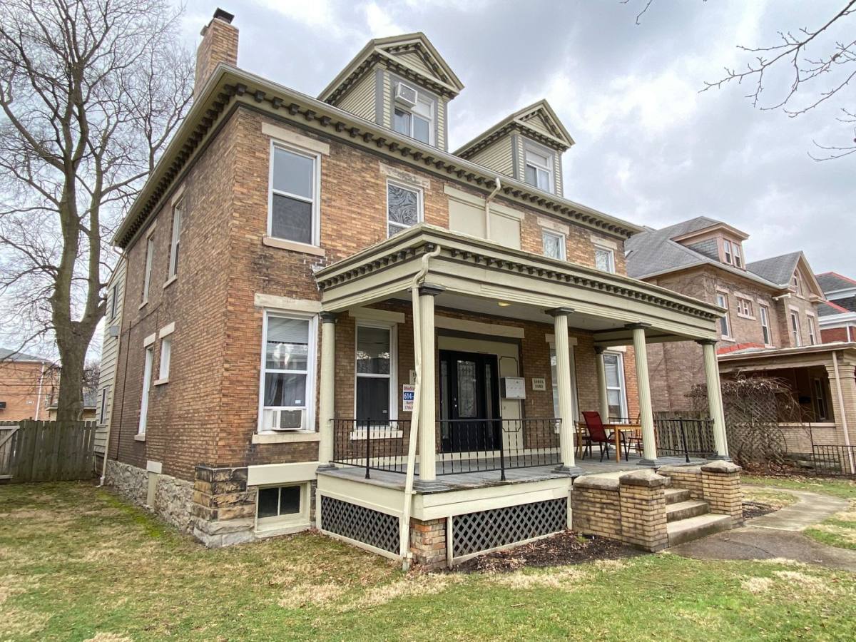 Apartment for rent at 1462-1464 Neil Ave, Columbus, OH 43201