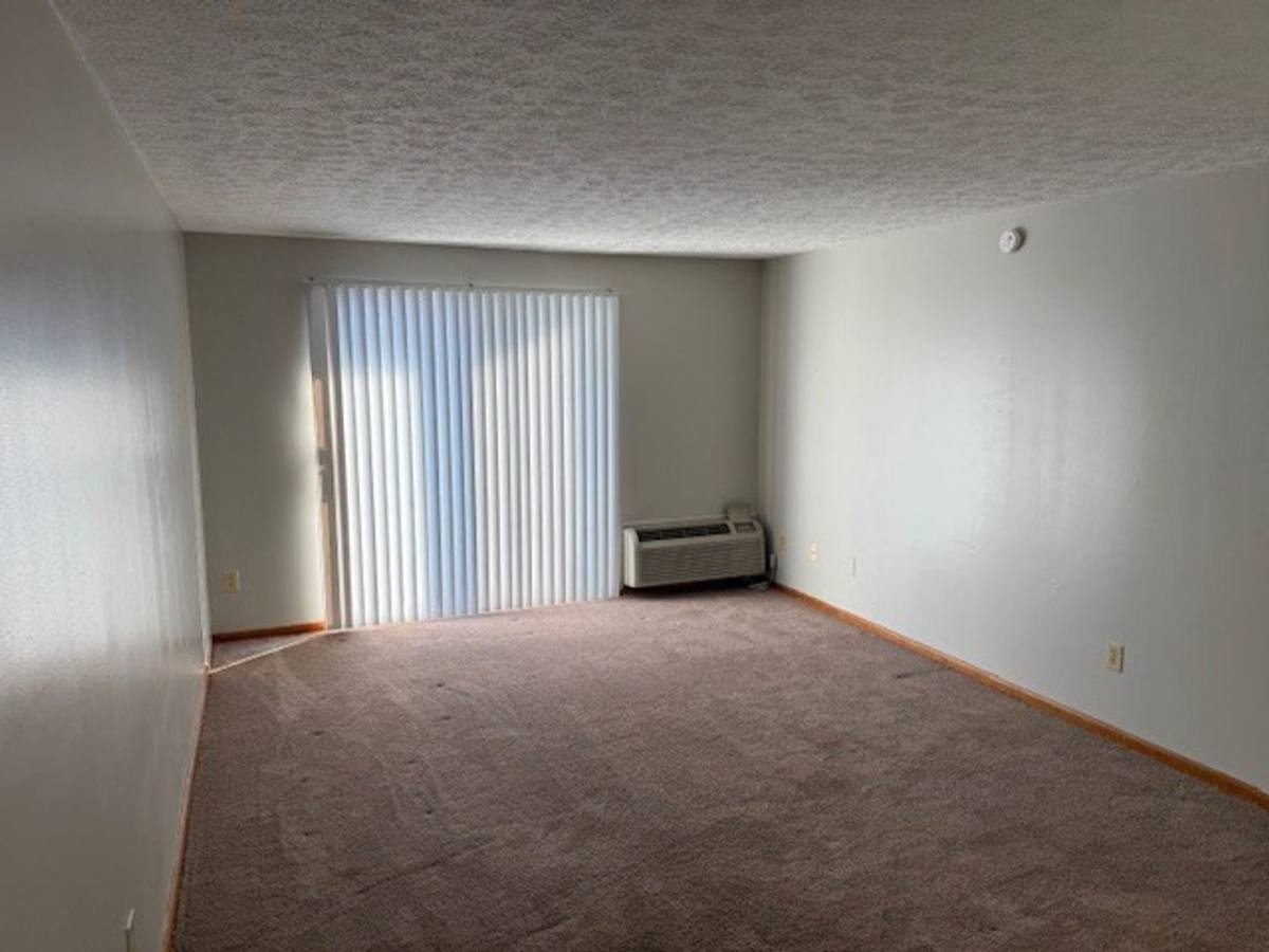 Apartment for rent at 2701 38th St NW, Canton, OH 44709