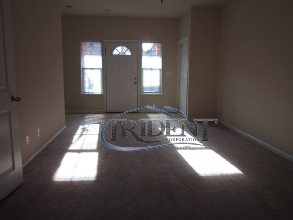 Townhouse for rent at 421 Hetherington Circle, Yuba City, CA 95993