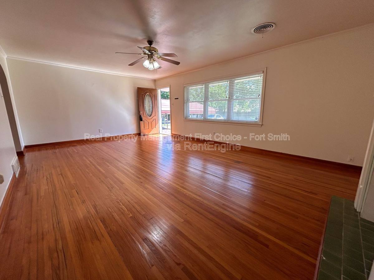 House for rent at 1306 S 41st St, Fort Smith, AR 72903