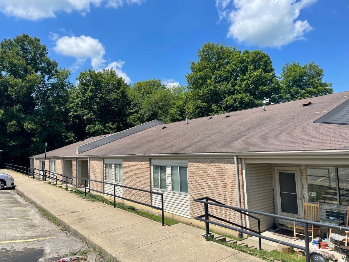 Apartment for rent at 32 Twin Knobs Dr, Morgantown, WV 26508