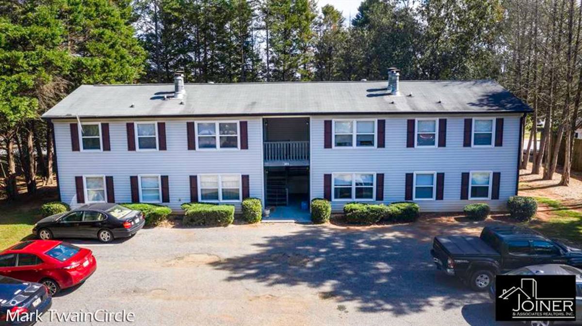 Apartment for rent at 228 Mark Twain Circle, Athens, GA 30605