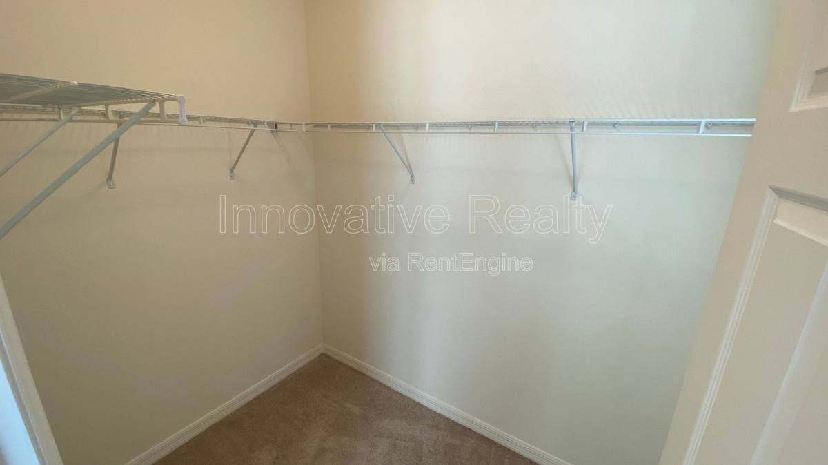 Townhouse for rent at 197 Mitchell Creek Way, Oviedo, FL 32765