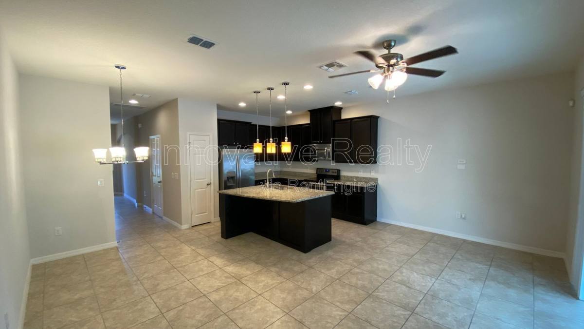 Townhouse for rent at 197 Mitchell Creek Way, Oviedo, FL 32765