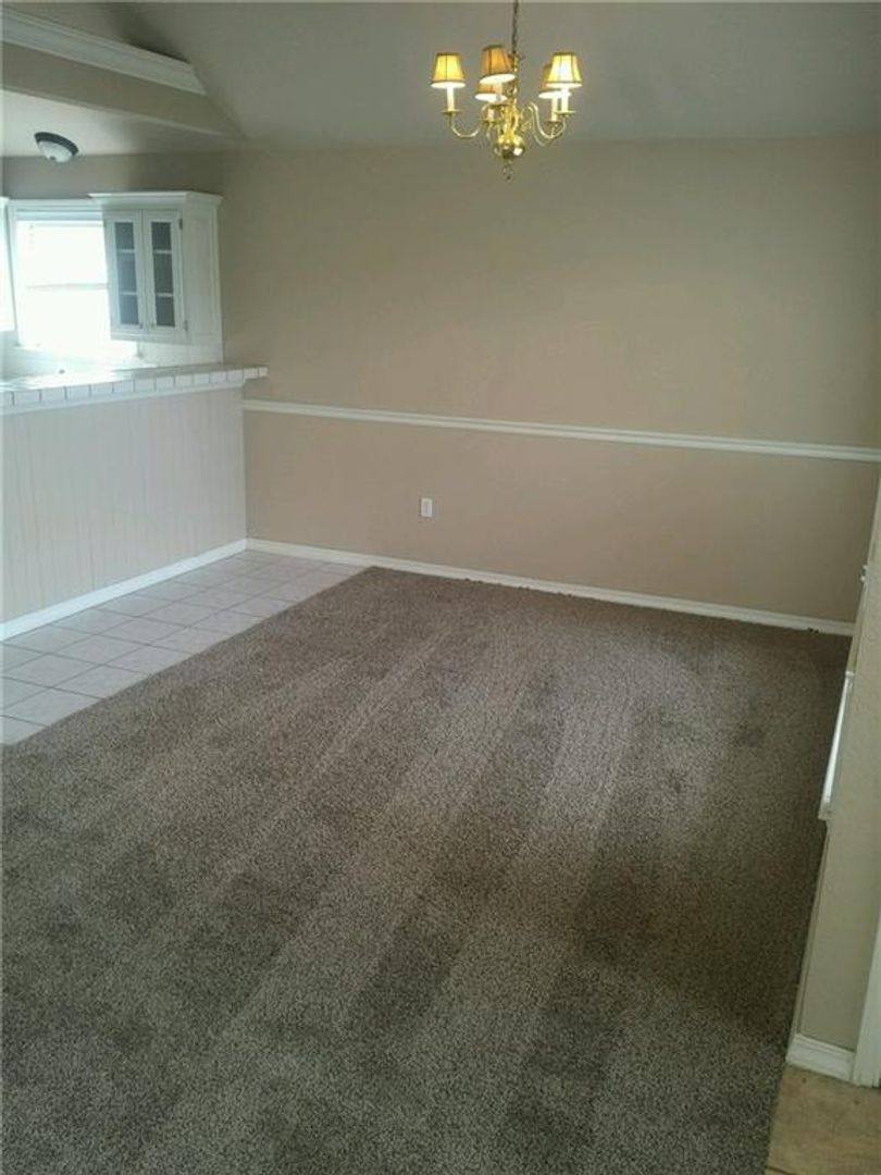 Apartment for rent at 1754-1756 Pointer, Fayetteville, AR 72701
