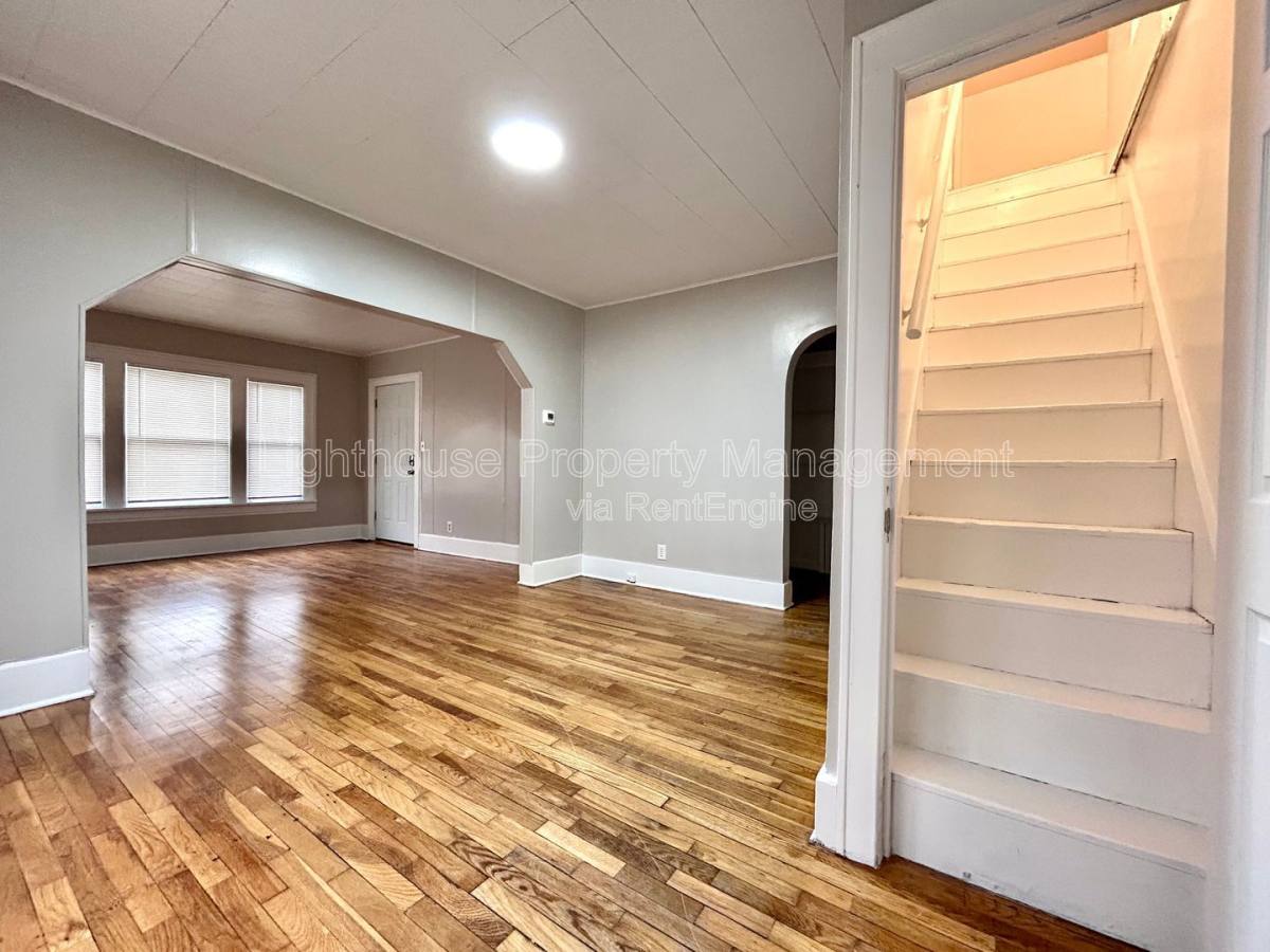 House for rent at 2174 Continental St, Muskegon, MI 49444