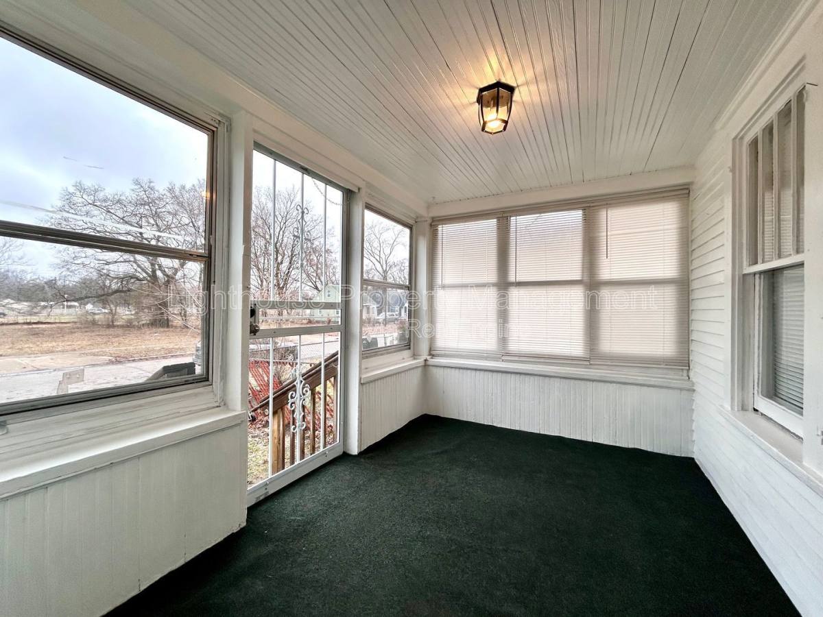 House for rent at 2174 Continental St, Muskegon, MI 49444