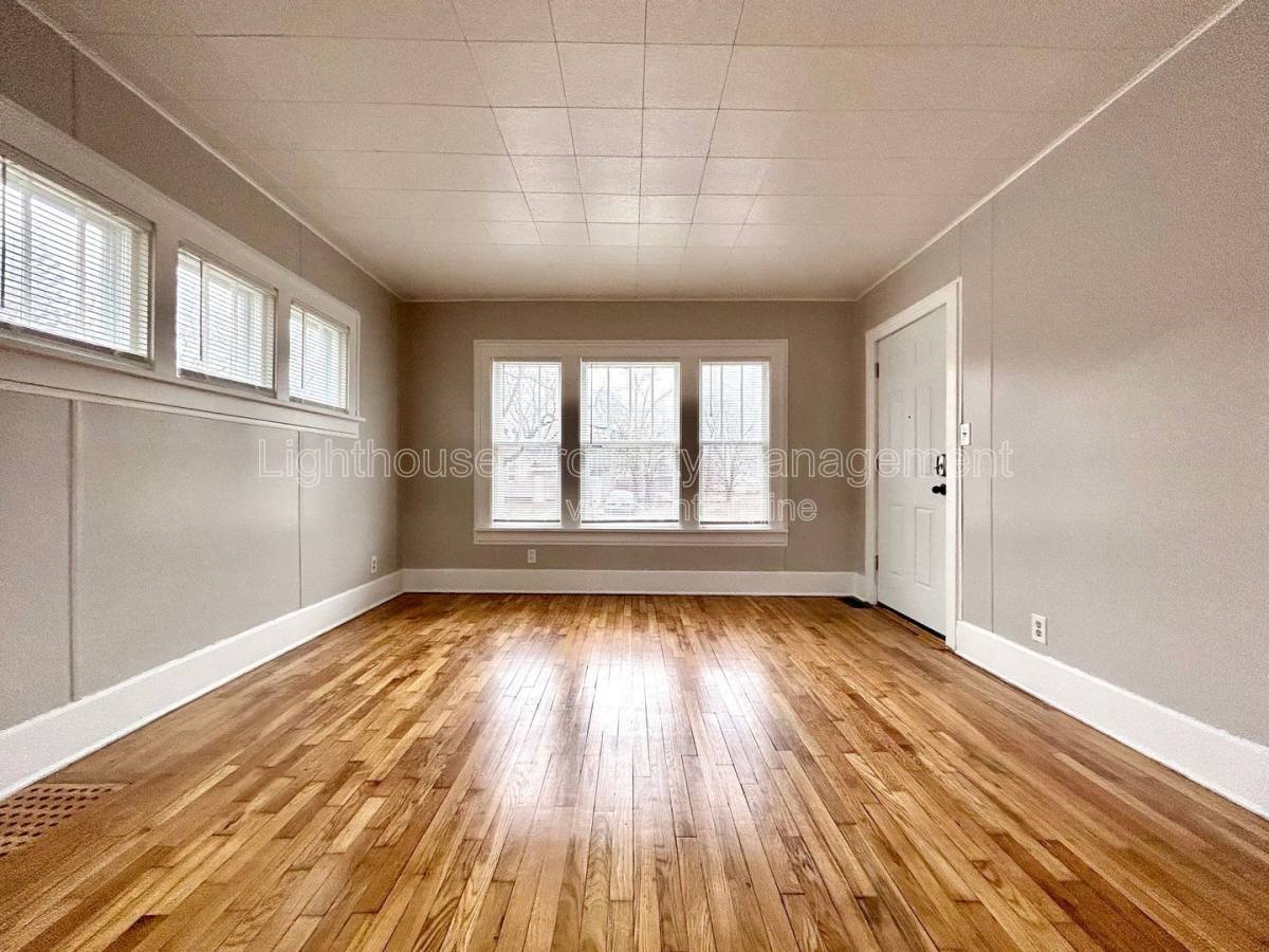 House for rent at 2174 Continental St, Muskegon, MI 49444
