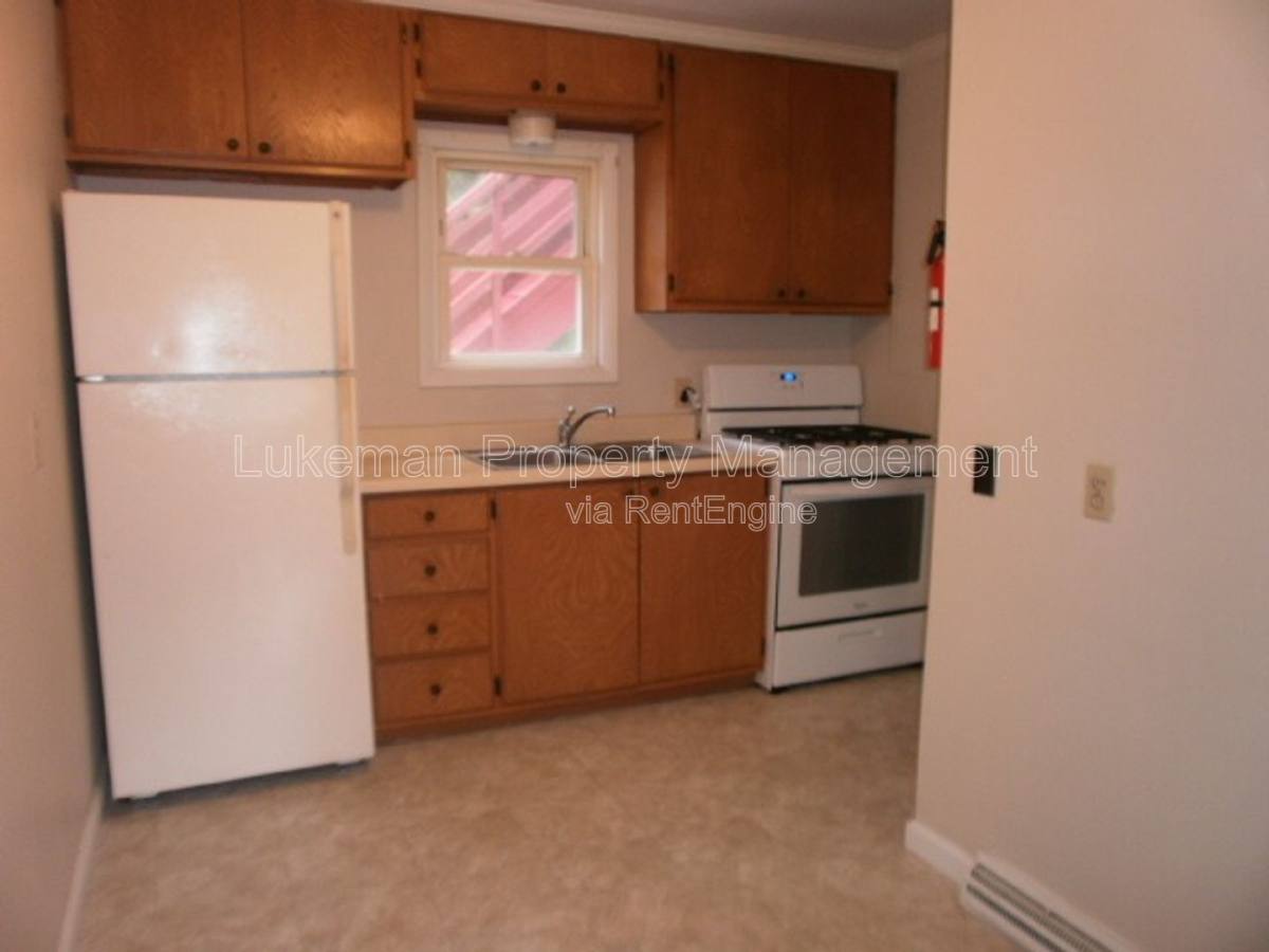 Apartment for rent at 3013 Portage St #1, Kalamazoo, MI 49001
