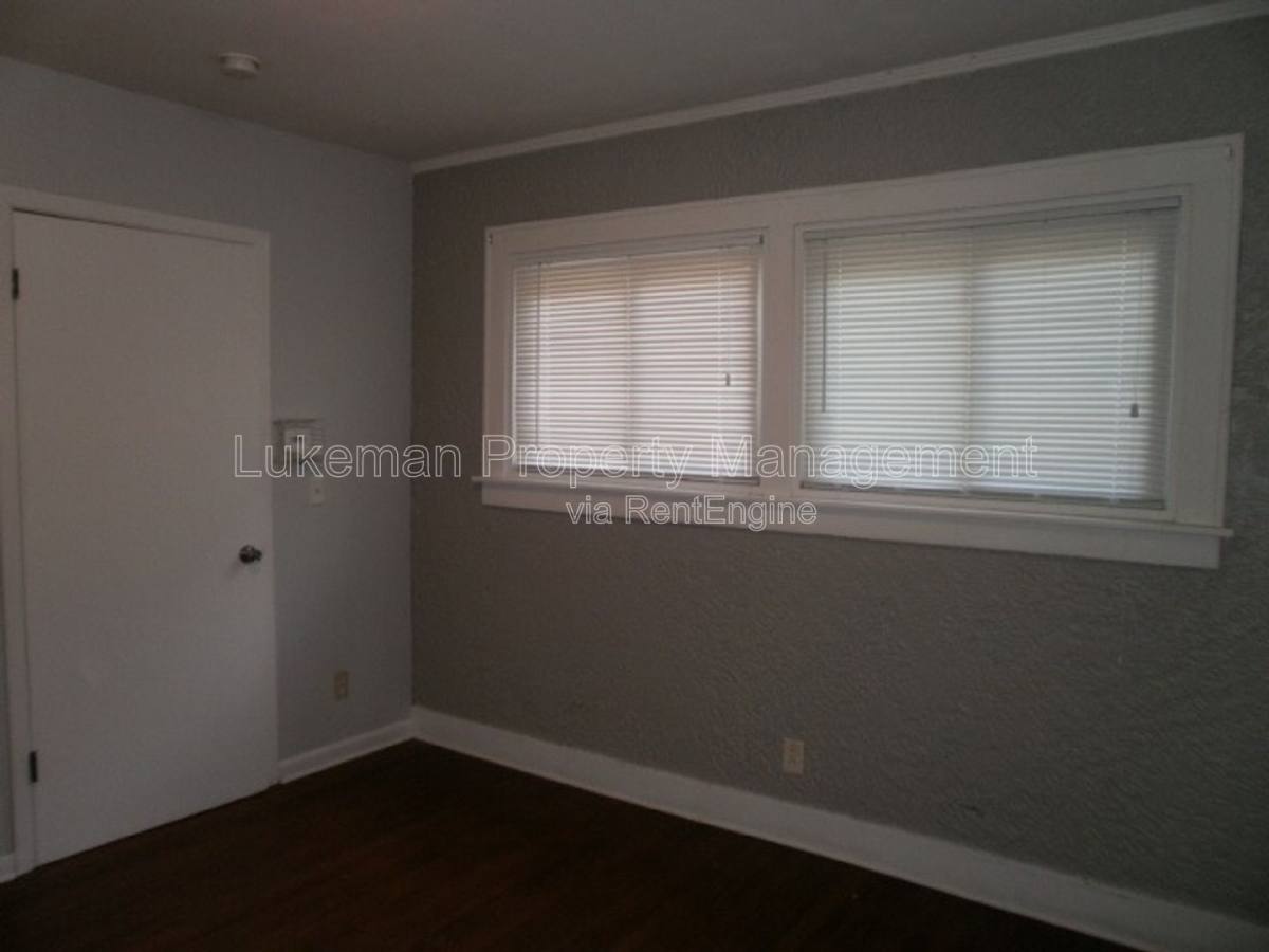 Apartment for rent at 3013 Portage St #1, Kalamazoo, MI 49001