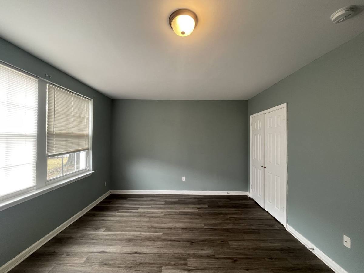 Apartment for rent at 833 N Ave #A2, Macon, GA 31211