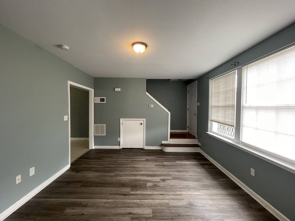 Apartment for rent at 833 N Ave #A2, Macon, GA 31211