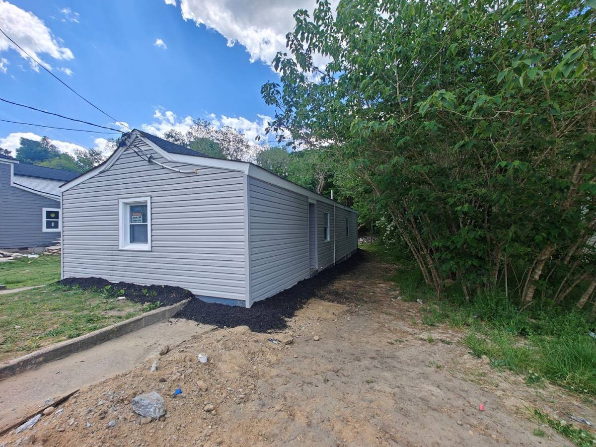 House for rent at 120 S Little Church St, Petersburg, VA 23803