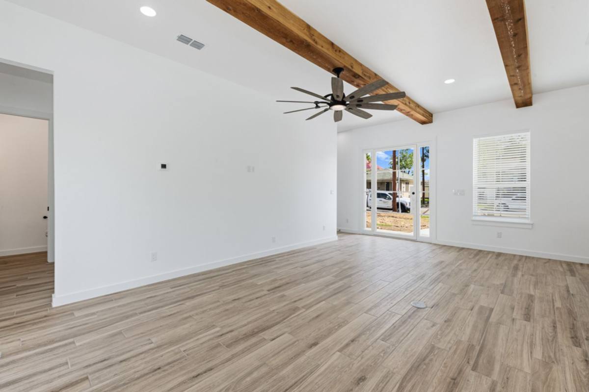 House for rent at 158 S Academy Ave, New Braunfels, TX 78130