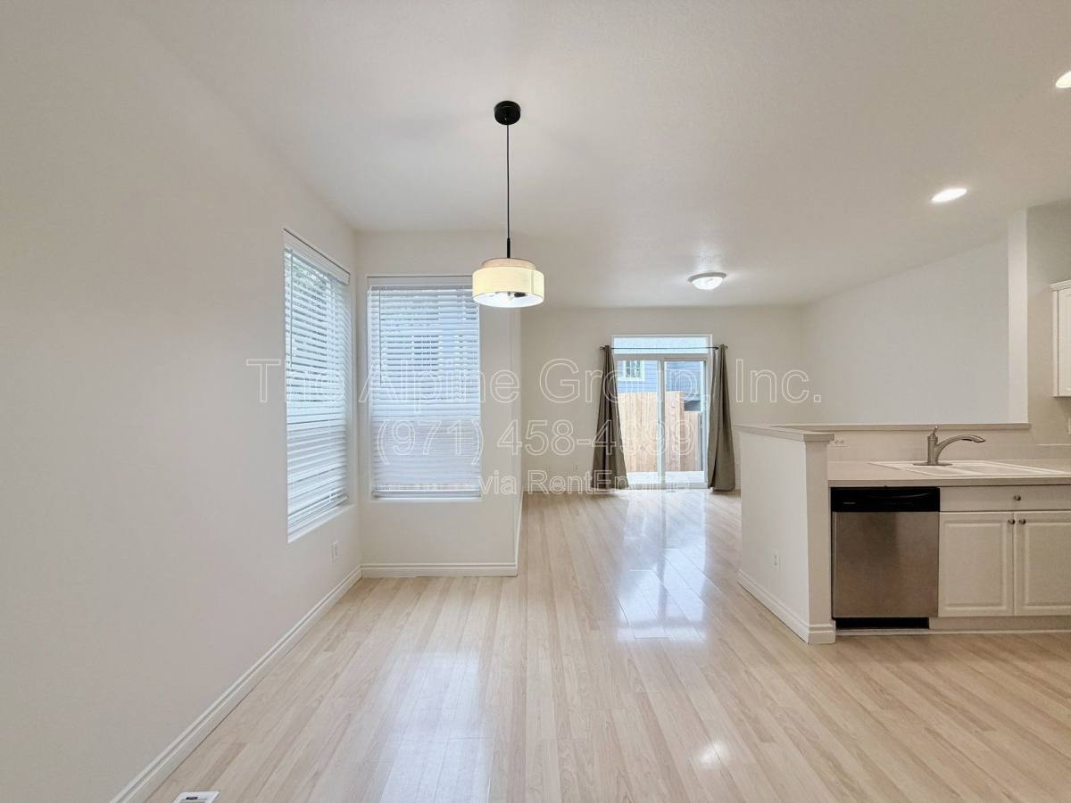 House for rent at 5817 NW 174th Ave, Portland, OR 97229