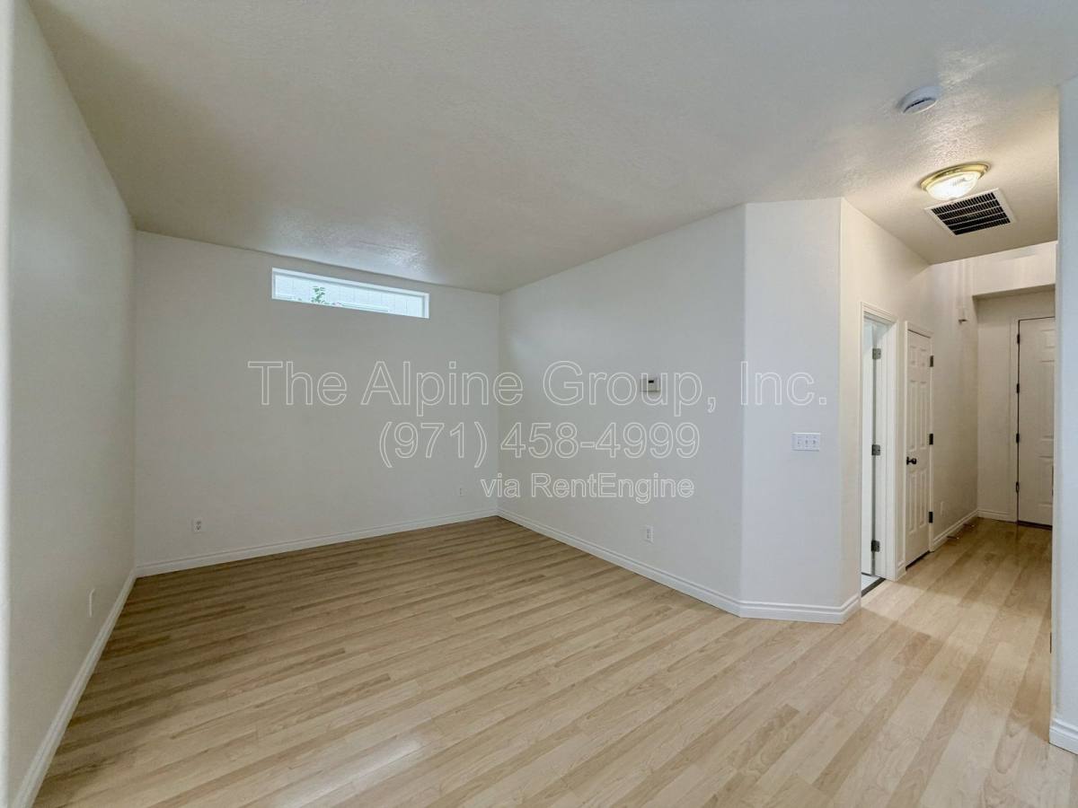 House for rent at 5817 NW 174th Ave, Portland, OR 97229