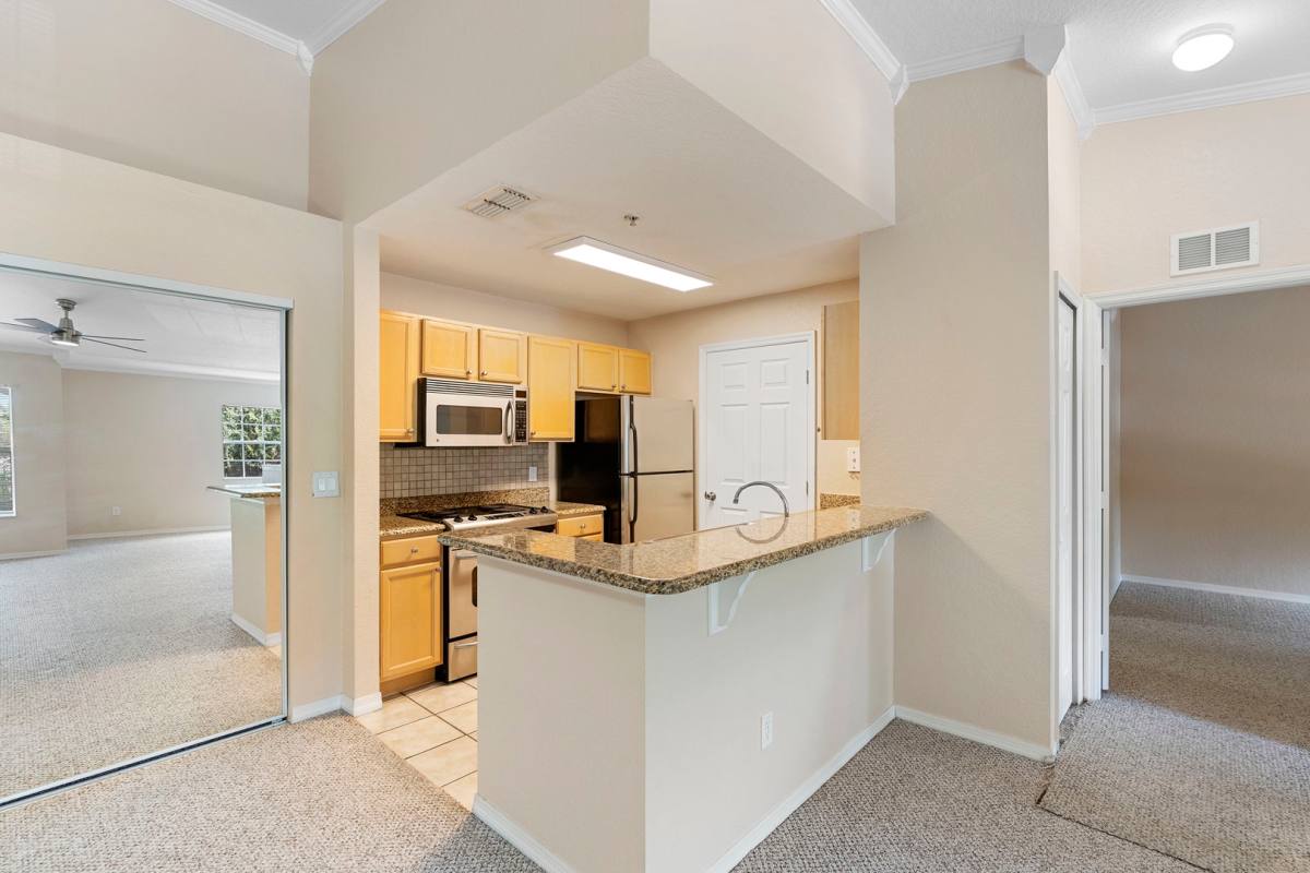 Condo for rent at 910 Regatta Bay Dr 5-201, Orange City, FL 32763