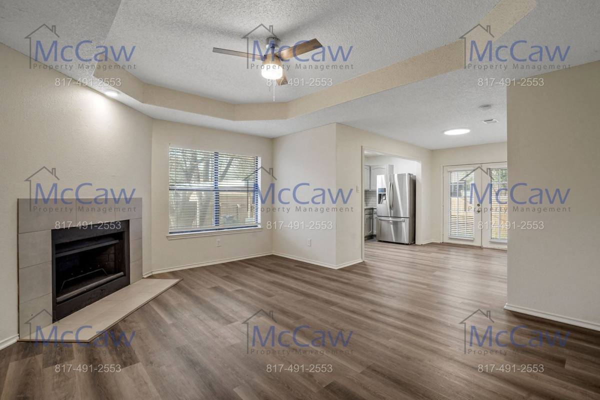 Apartment for rent at 2813 Newkirk Court, Euless, TX 76039
