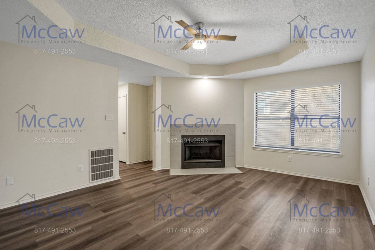 Apartment for rent at 2813 Newkirk Court, Euless, TX 76039