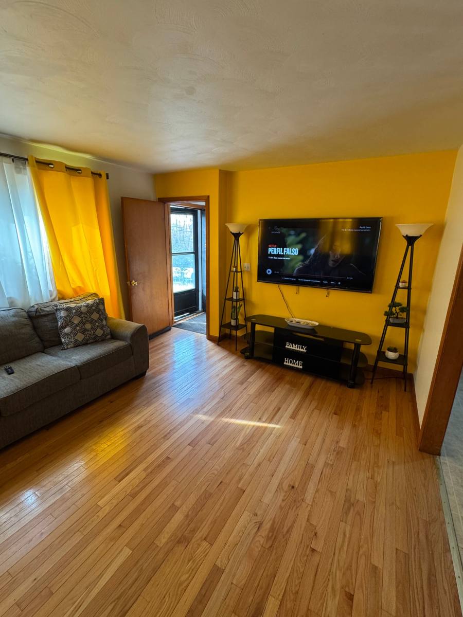 Apartment for rent at 98 Hartley Dr #98, Waterbury, CT 06705
